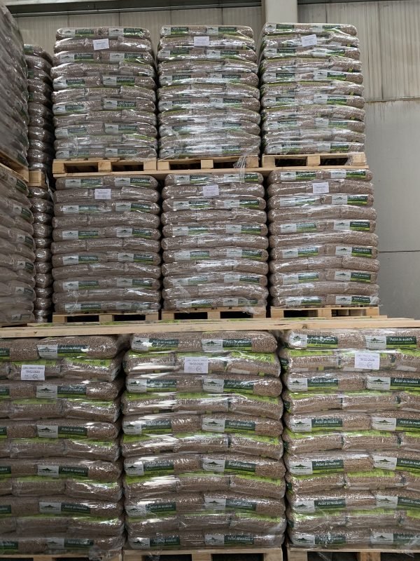 Pellets Palé de 70 Sacos de 15 kg DIN Plus - Imagen 2